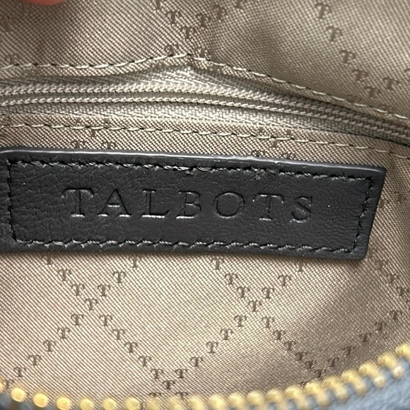 Talbots Gray Leather Quilted Crossbody Bag With Gold Chain and Leather S… - Picture 4 of 10